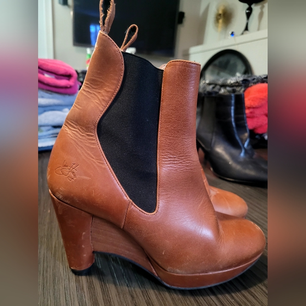 Brown Leather Fluevog Boots